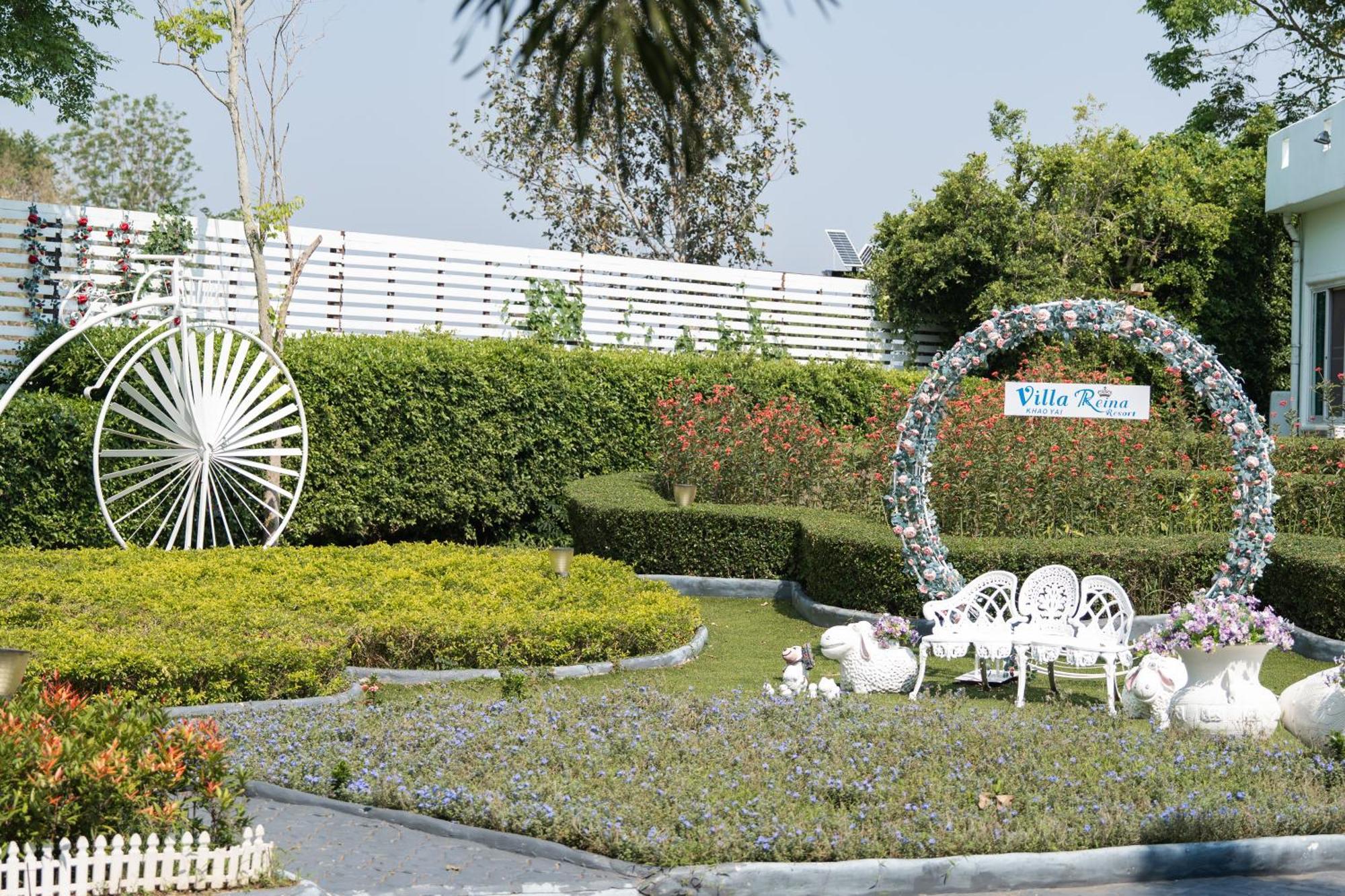 Villa Reina Resort Nong Nam Daeng 외부 사진