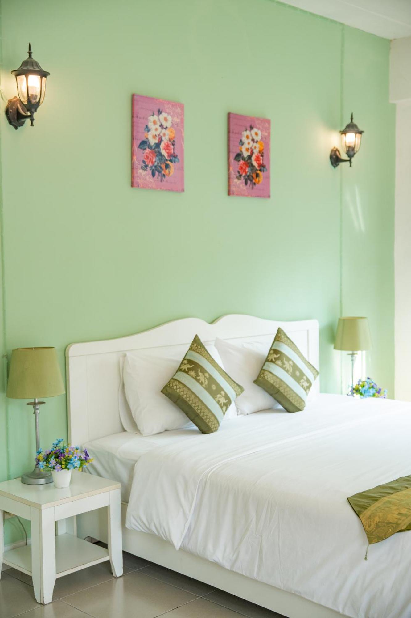 Villa Reina Resort Nong Nam Daeng 외부 사진