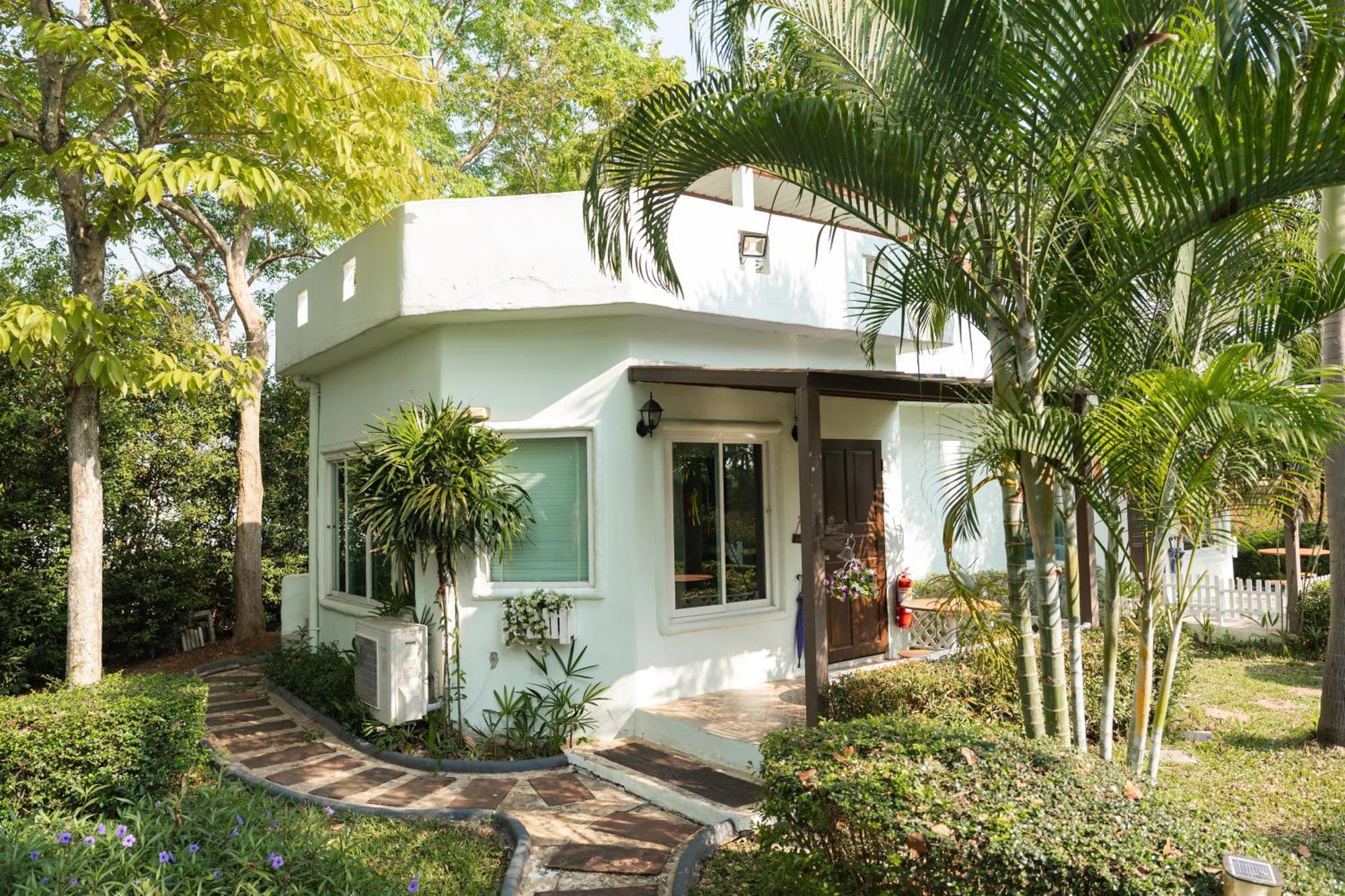 Villa Reina Resort Nong Nam Daeng 외부 사진